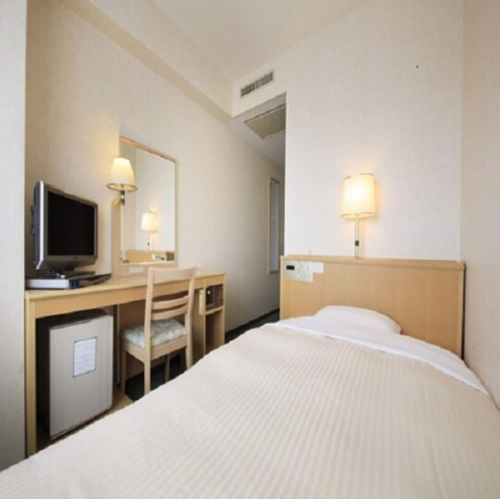 Kofu Washington Hotel Plaza Bagian luar foto
