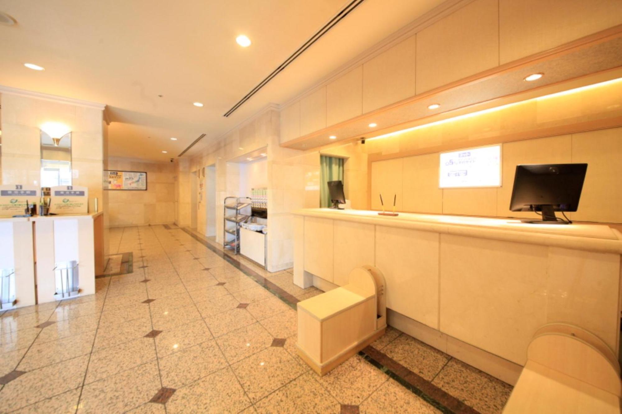 Kofu Washington Hotel Plaza Bagian luar foto