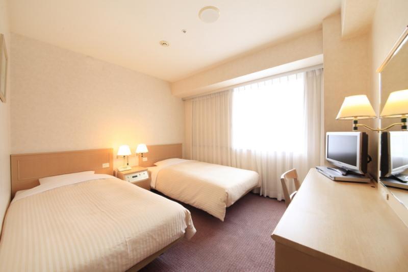 Kofu Washington Hotel Plaza Bagian luar foto